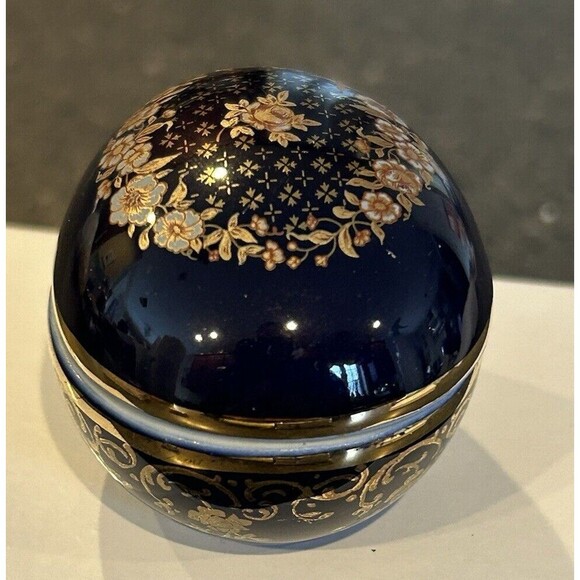 LIMOGES CASTEL‎ Cobalt Blue Easter Egg Trinket Box  22 k Gold - Picture 10 of 14